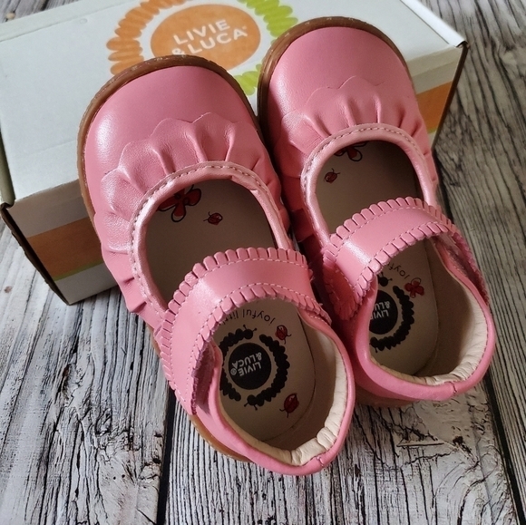 Livie and Luca Ruche Mary Jane Shoes Guava Shimmer New Without Box - Picture 1 of 6